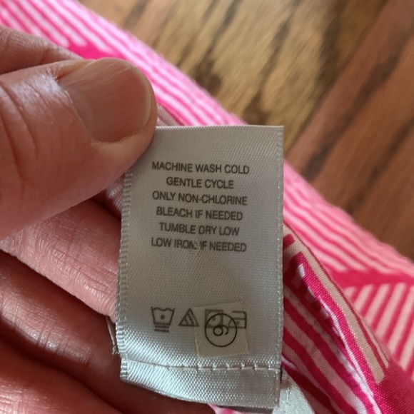 Multiples sz M pink and white patterned button down top NWT - Picture 10 of 10